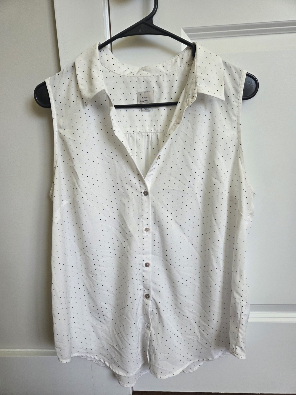 a new day White Sleeveless Button-Up Blouse with Black Micro Dot Print